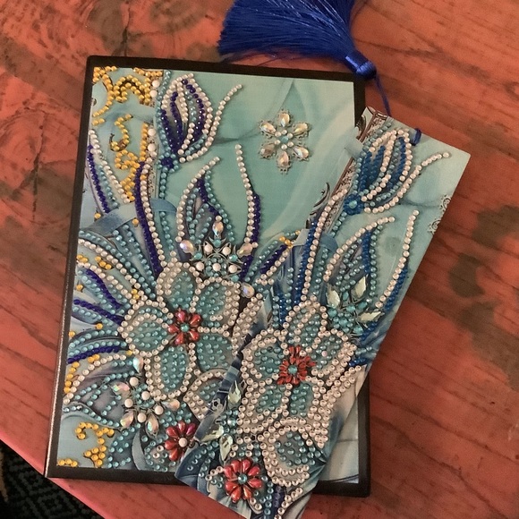 Diamond painted pics;journals, bookmarks and keychains - Picture 2 of 15